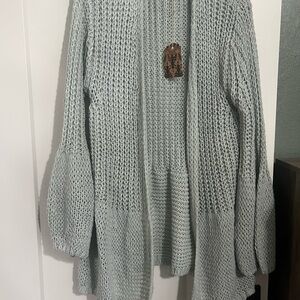 NWT Elegant Open Knit Cardigan - Soft Gray/Green look
